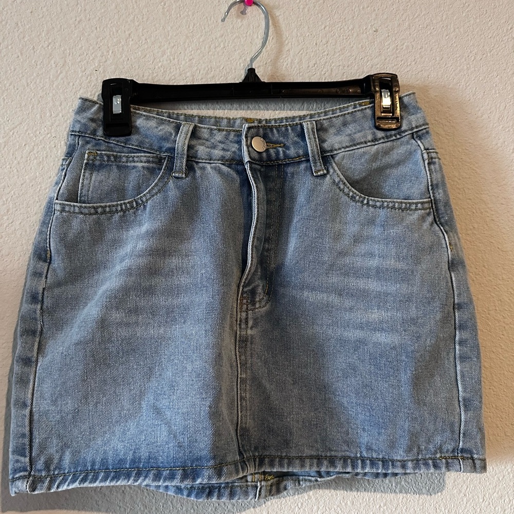 SHEIN‎ Denim Mini Skirt Size Small – 26” Waist
